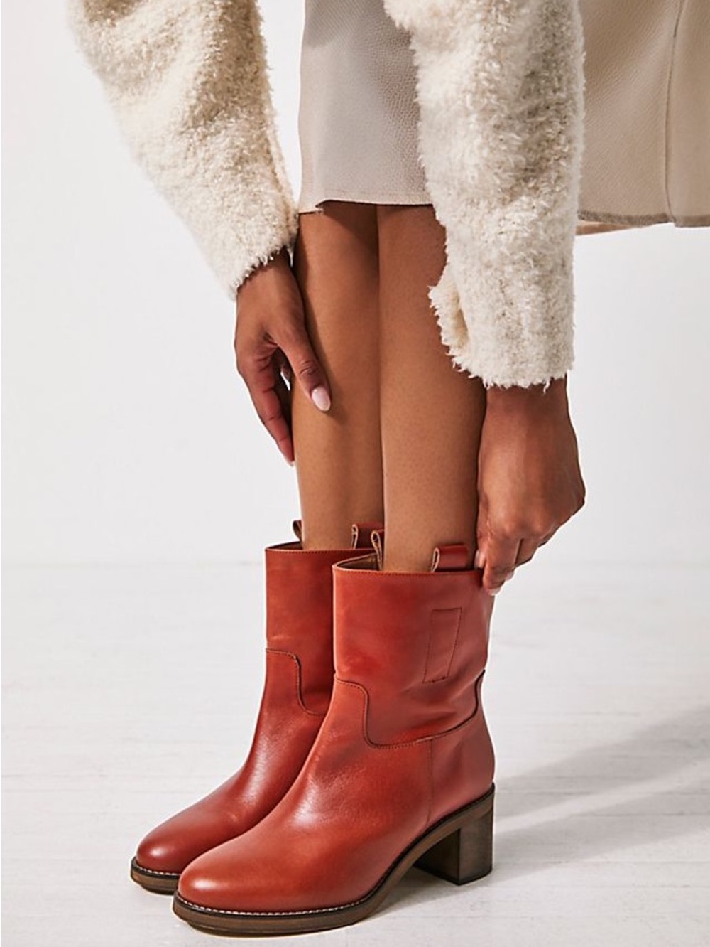 Free People women Cognac Leather Heeled Boots US 9 - Picture 6 of 14